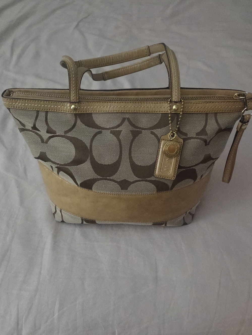 Coach Signature Tote in Khaki and Light Brown